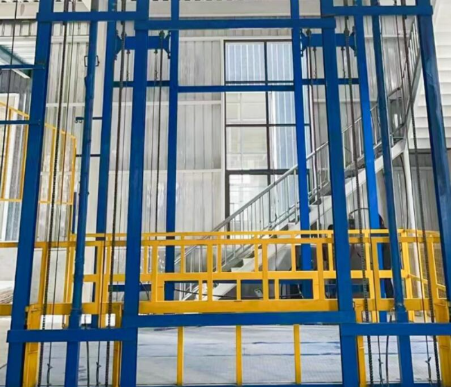 平舆升降货梯载重范围在多少