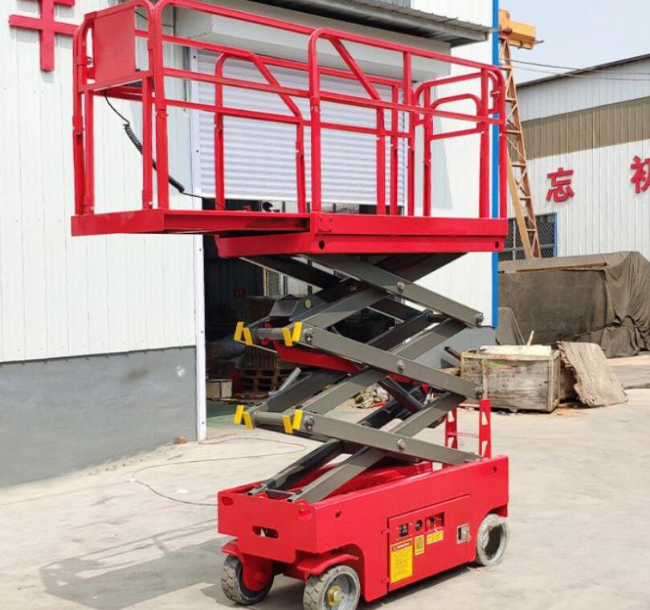 平舆移动剪叉式升降机