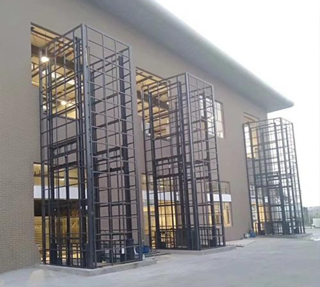 平舆液压升降货梯